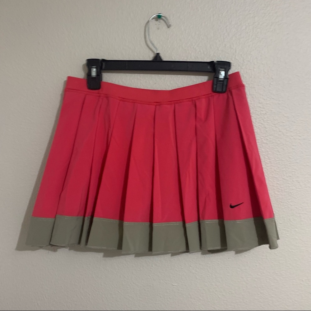 Nike vintage pink pleated athletic skirt